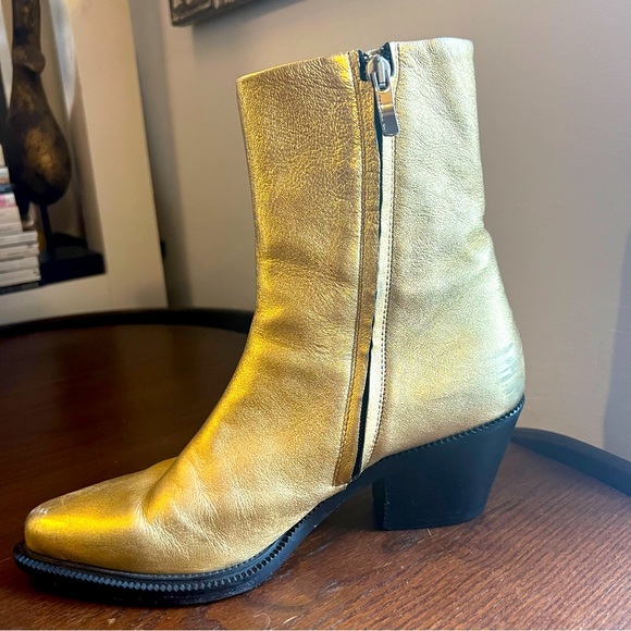 Barbara Bui Gold Leather Boots - Picture 10 of 13